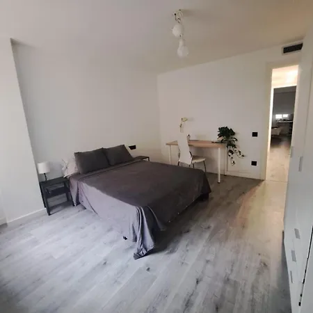 Habitacion Doble En Piso Compartido Homestay Premia De Mar