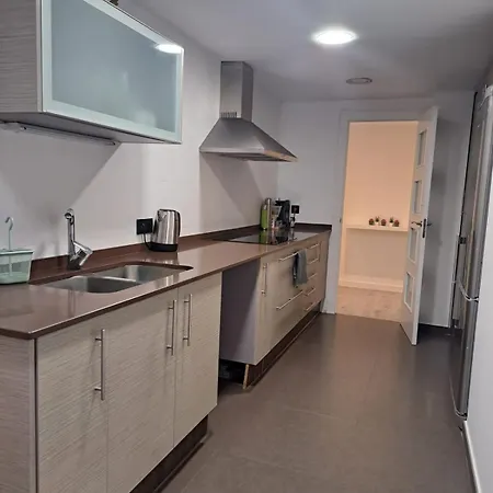 Habitacion Doble En Piso Compartido Homestay *